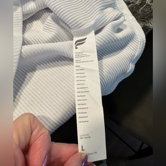 Fabletics NWT ribbed tank L - Picture 4 of 7